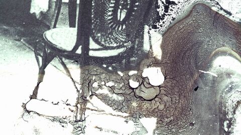 Fotografie mit ausgeprägtem Schaden